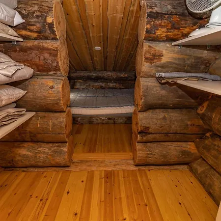 Aurinko-ruka C6 By Interhome Ruka